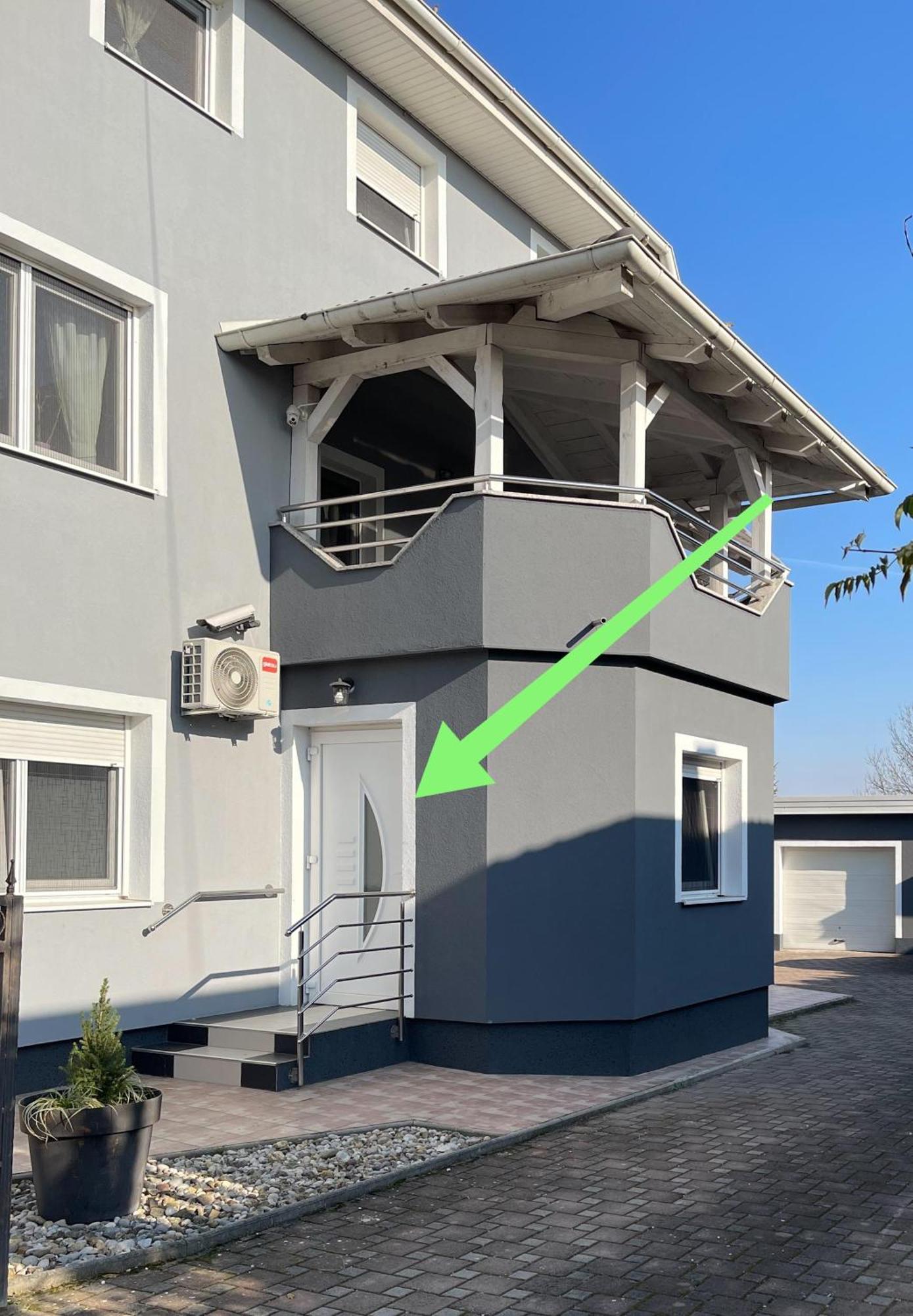 4 Stars Rooms Near Airport Scitarjevo エクステリア 写真
